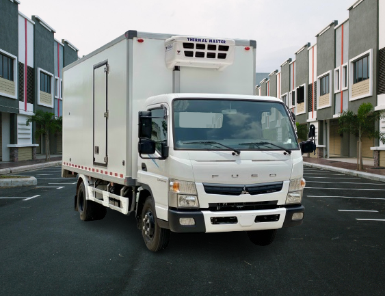 Xe_tải_Mitsubishi_Fuso_Canter_TF7_thùng_đông_lạnh-removebg-preview